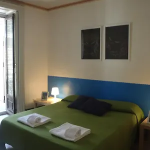 Gianluca's 3*, Catania Olaszország